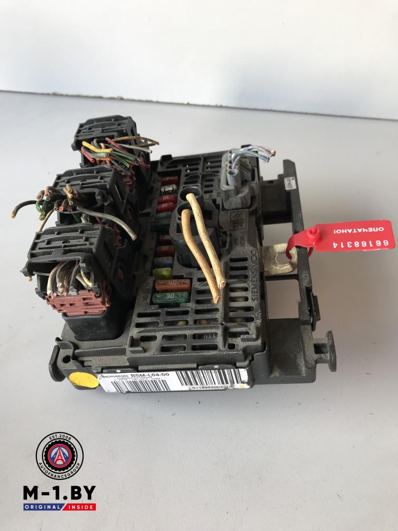 блок предохранителей Peugeot 407 1 поколение (2004 - 2010), BSML04, BSML0400, 9656086380 - фото №1