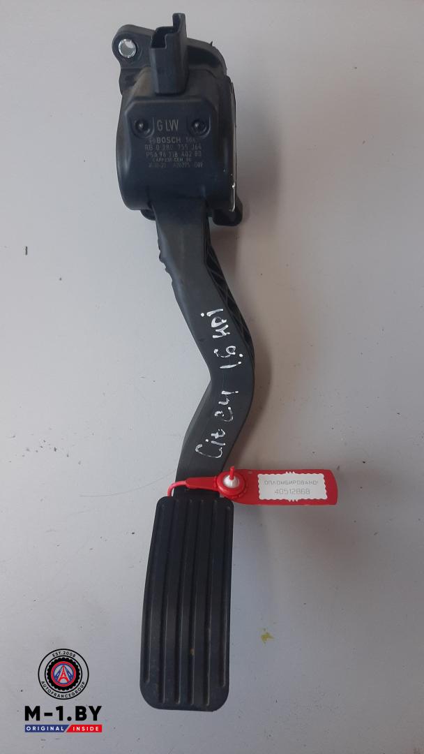 педаль Citroen C4 2 поколение 2012, 1.6 л., дизель - фото №1