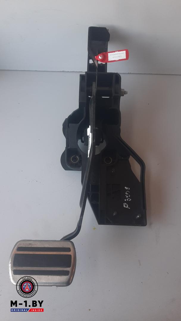 педаль тормоза Peugeot 3008 1 поколение (2010 - 2013) - фото №1