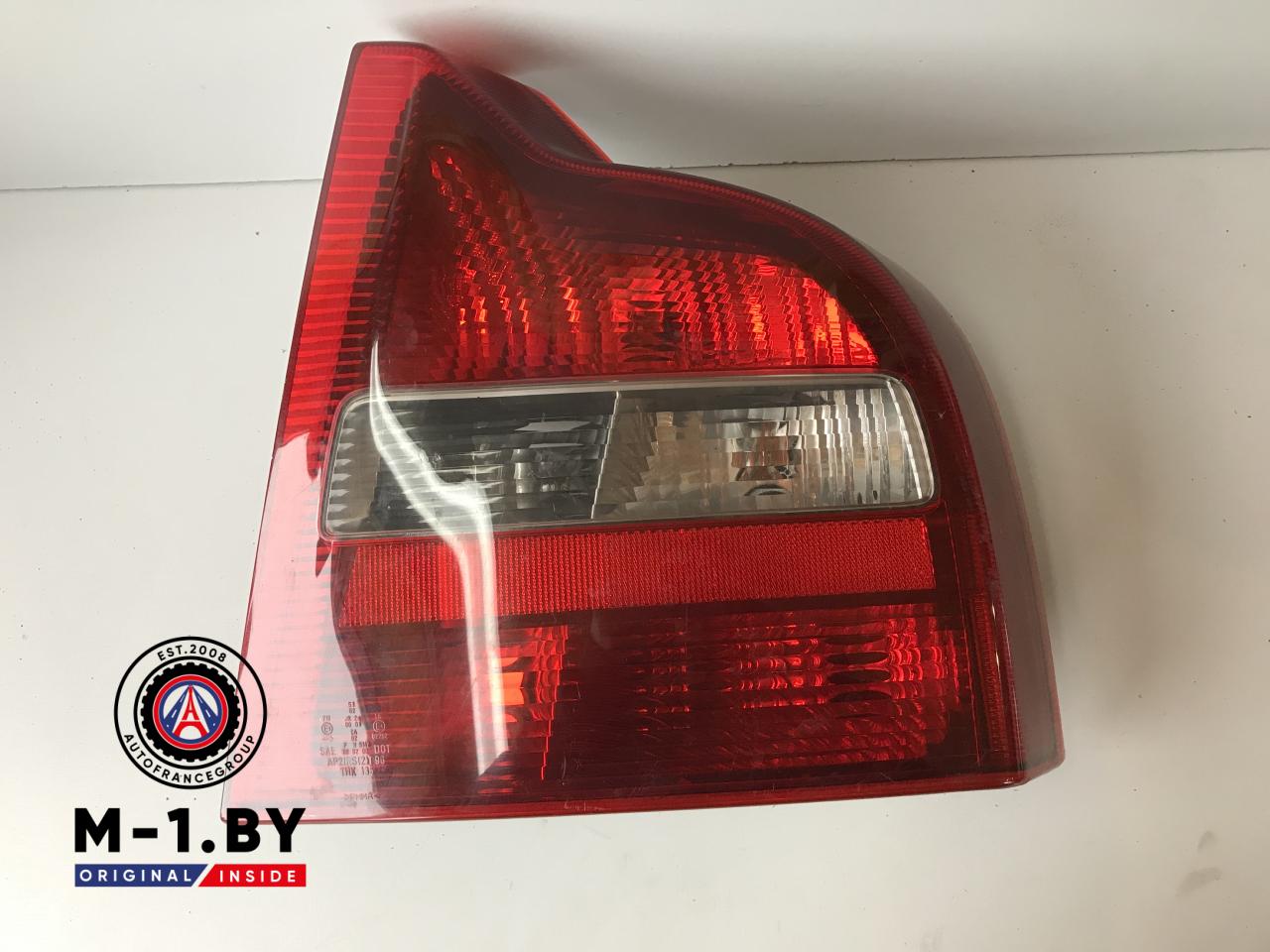 фонарь задний правый Volvo S80 1 поколение (1998 - 2003) - фото №1