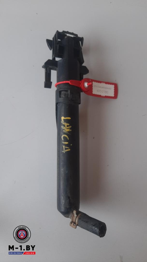 форсунка омывателя фары правая Lancia Phedra 1 поколение 2007, 2.2 л., дизель, 89033643 - фото №1