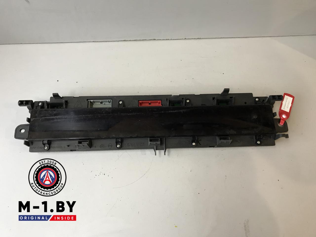 щиток приборов (приборная панель) Renault Scenic 2 поколение (2003 - 2006), P8200704463A, 8200704463 - фото №1