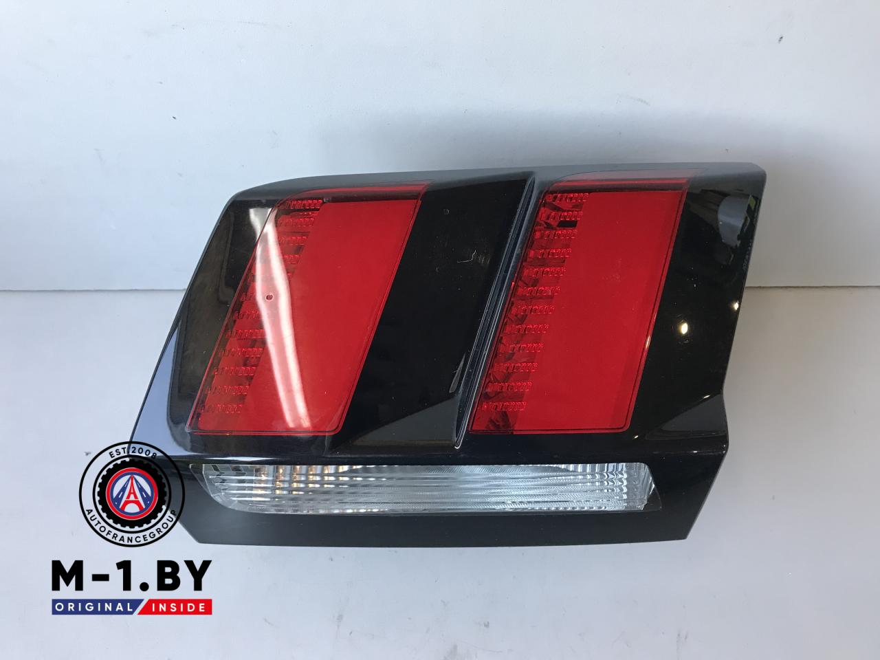 фонарь крышки багажника правый Peugeot 3008 2 поколение (2017 - 2025), 9810477780, 81560201 - фото №1