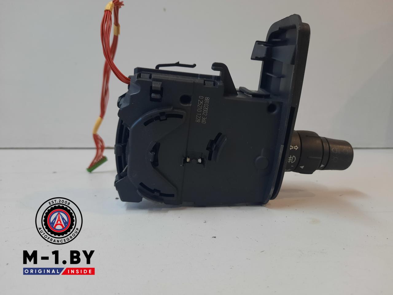 переключатель подрулевой (стрекоза) Renault Clio 3 поколение (2005 - 2009), 0252101228, 43042G, 88102002360 - фото №1