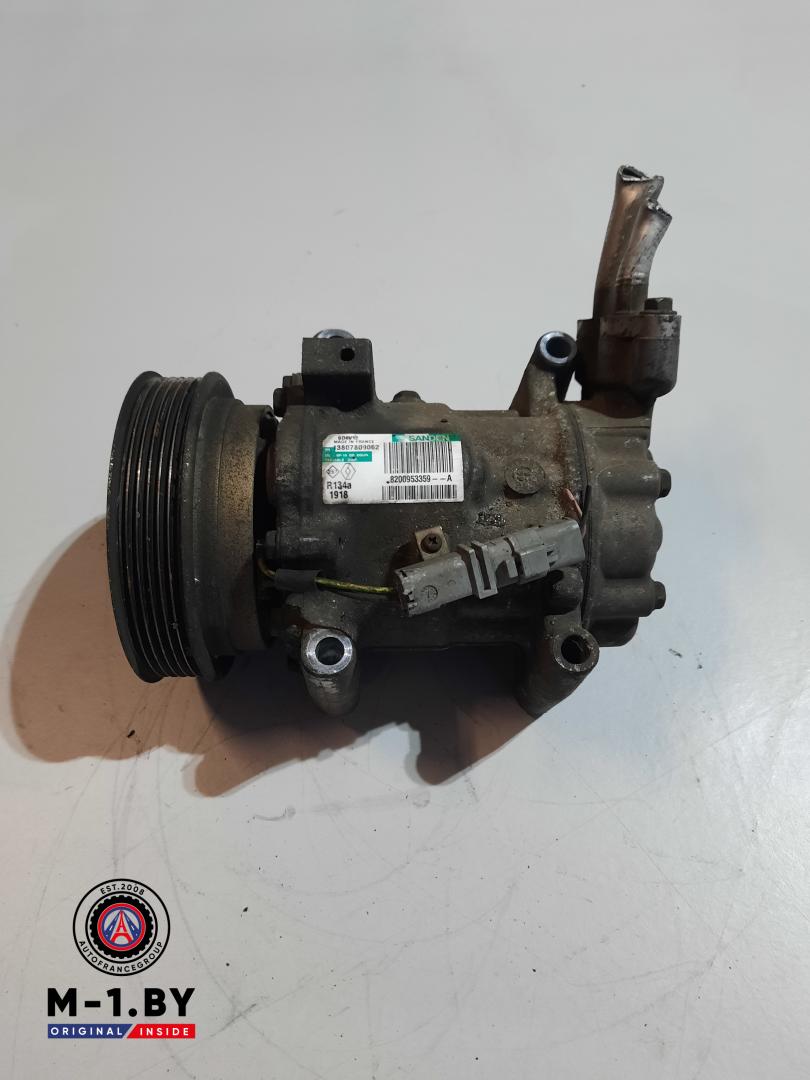 компрессор кондиционера Renault Clio 3 поколение (2005 - 2009), 1.5 л., дизель, 8200953359 - фото №1