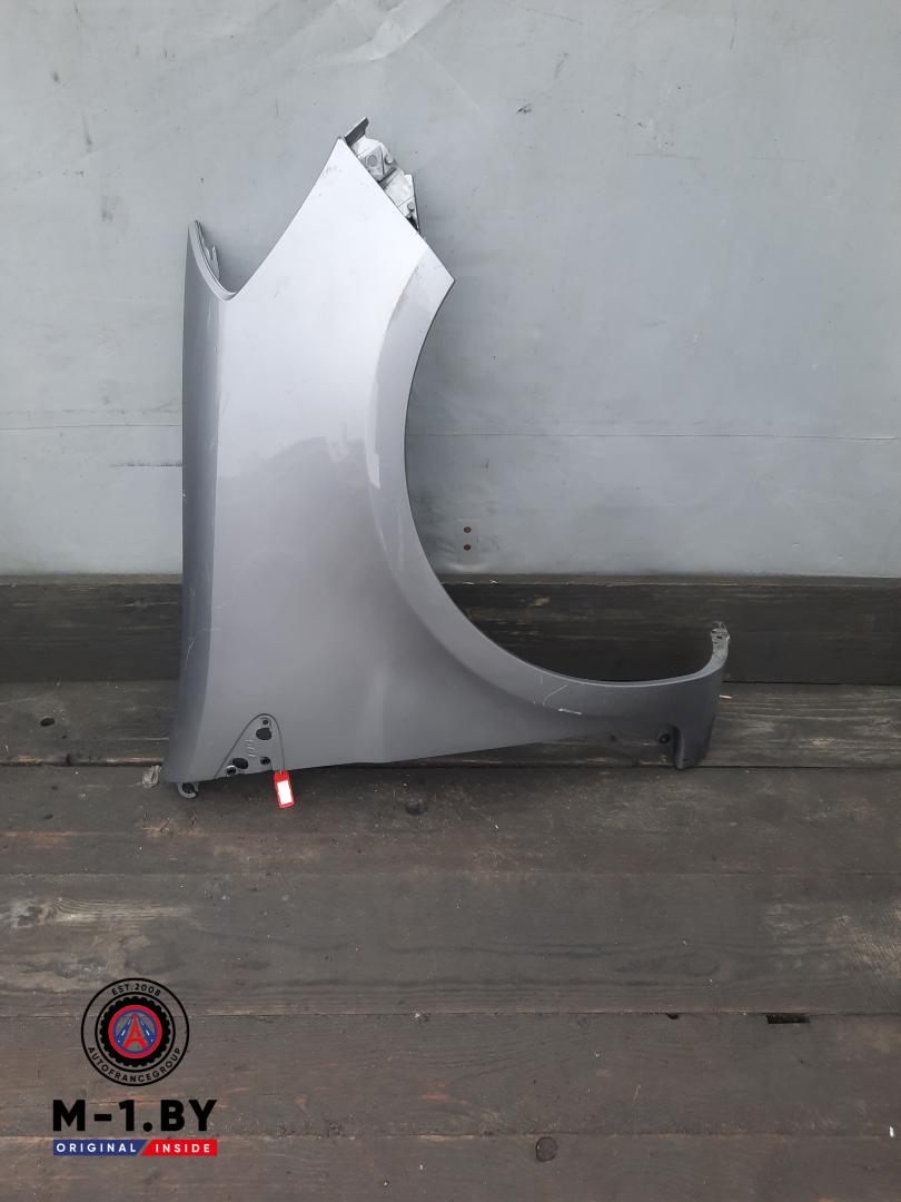 крыло переднее правое Renault Clio 3 поколение (2005 - 2009), 8200256118 - фото №1