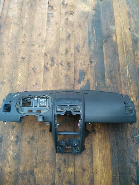 панель передняя салона (торпедо) Renault Megane 2 поколение 2003, 1.5 л., дизель, МКПП, хетчбэк 5 дв. - фото №1