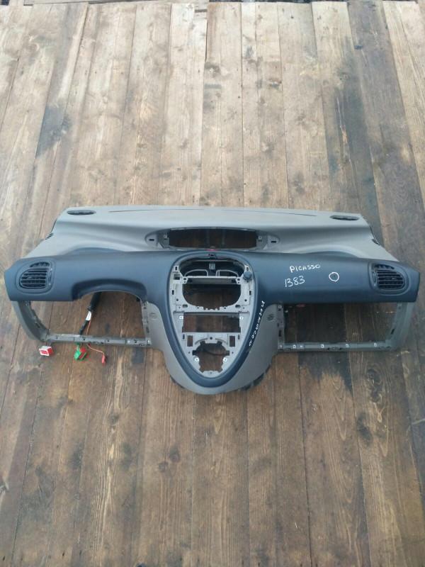 панель передняя салона (торпедо) Citroen Xsara Picasso 1 поколение 1999, 2.0 л., дизель, МКПП, минивэн - фото №1