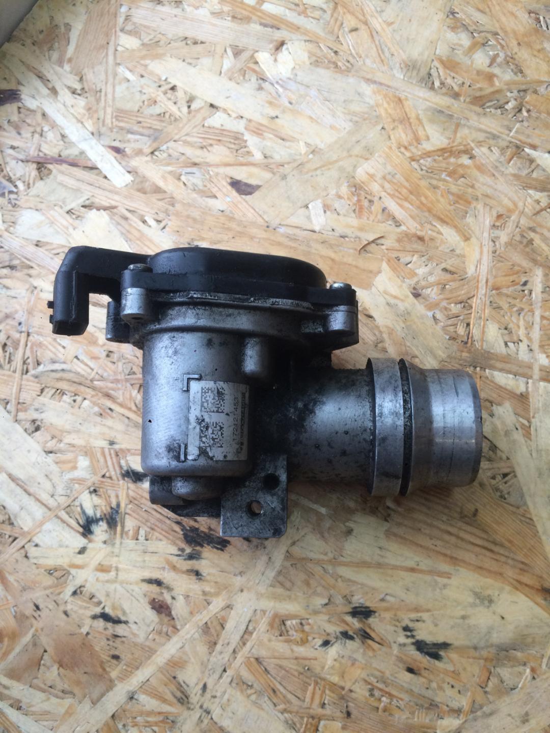 заслонка дроссельная Renault Megane 3 поколение 2009, 1.5 л., дизель, универсал, 8200614985F - фото №1