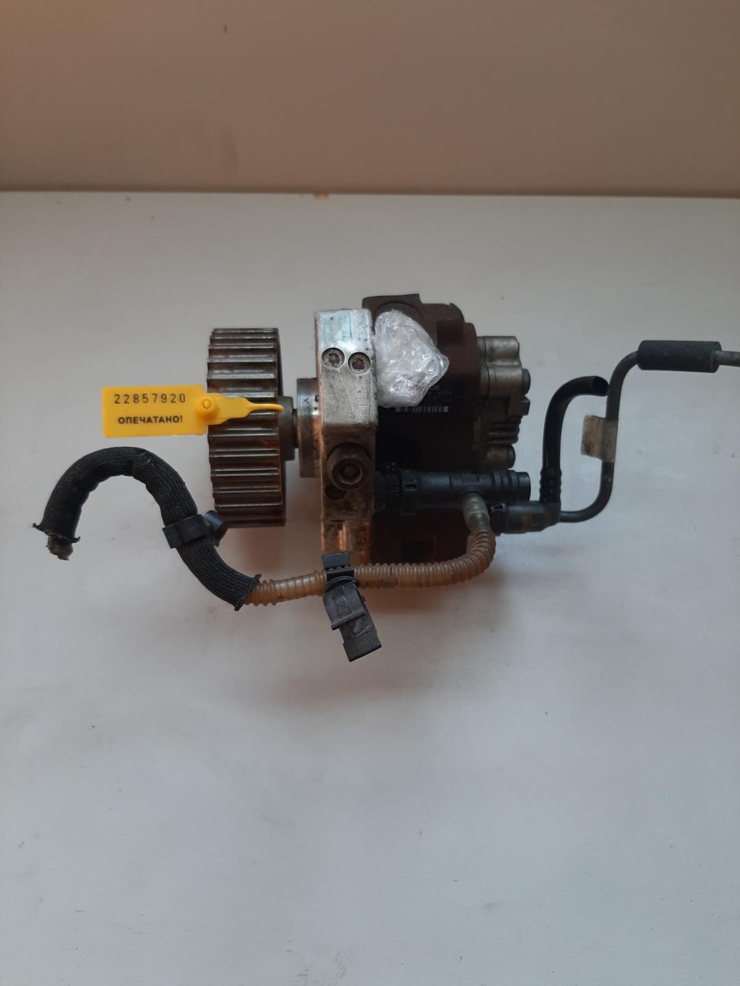 ТНВД Renault Scenic 2 поколение 2003, 1.9 л., дизель, минивэн, H8200256255 - фото №1