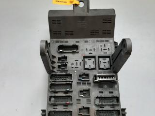 блок предохранителей Renault Laguna 1 поколение 1996, 2.2 л., дизель, хетчбэк 5 дв., 7703197962