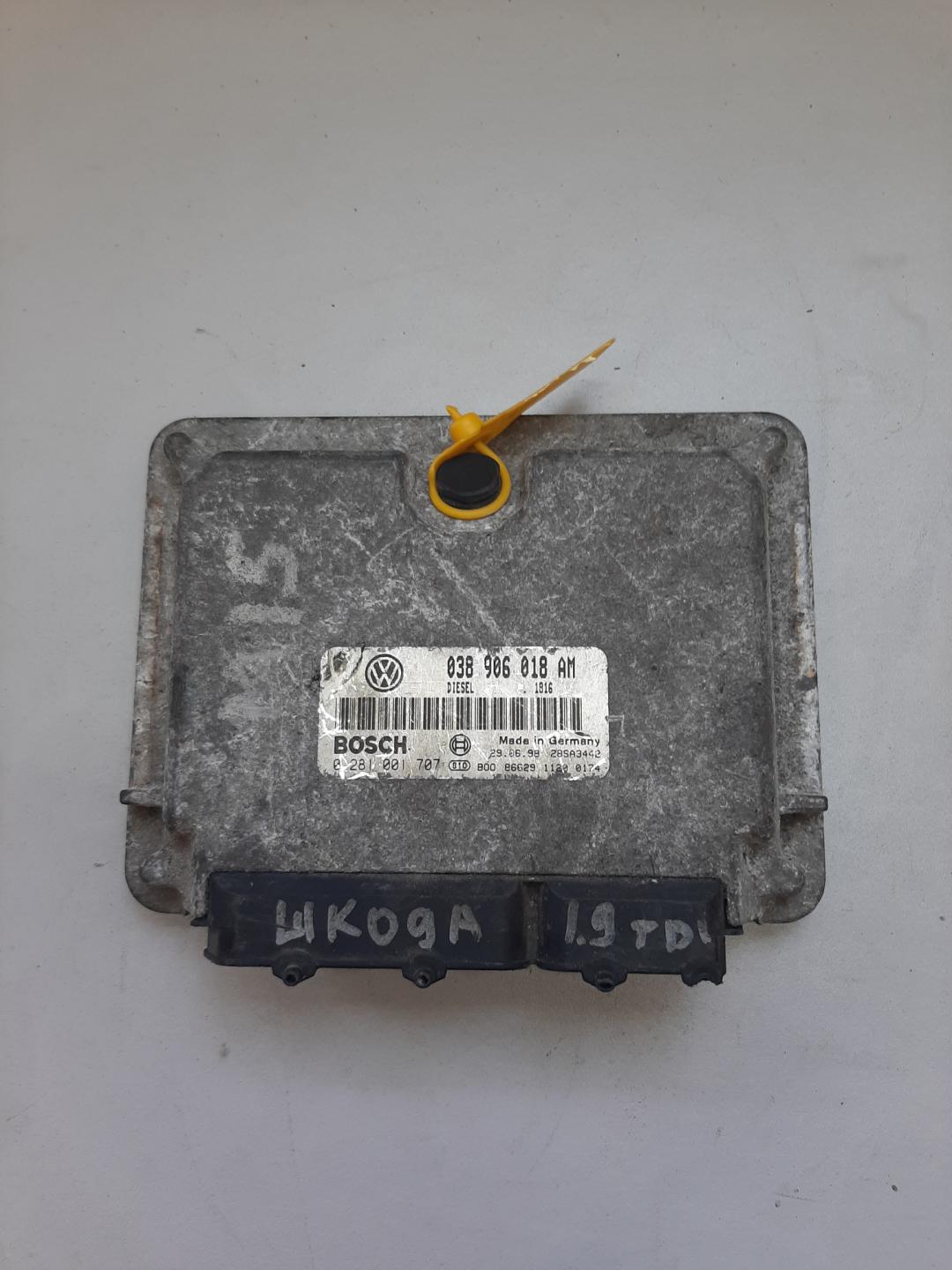 блок управления двигателем Skoda Octavia 1 поколение (A4) 1999, 1.9 л., дизель, хетчбэк 5 дв., 038906018AM - фото №1