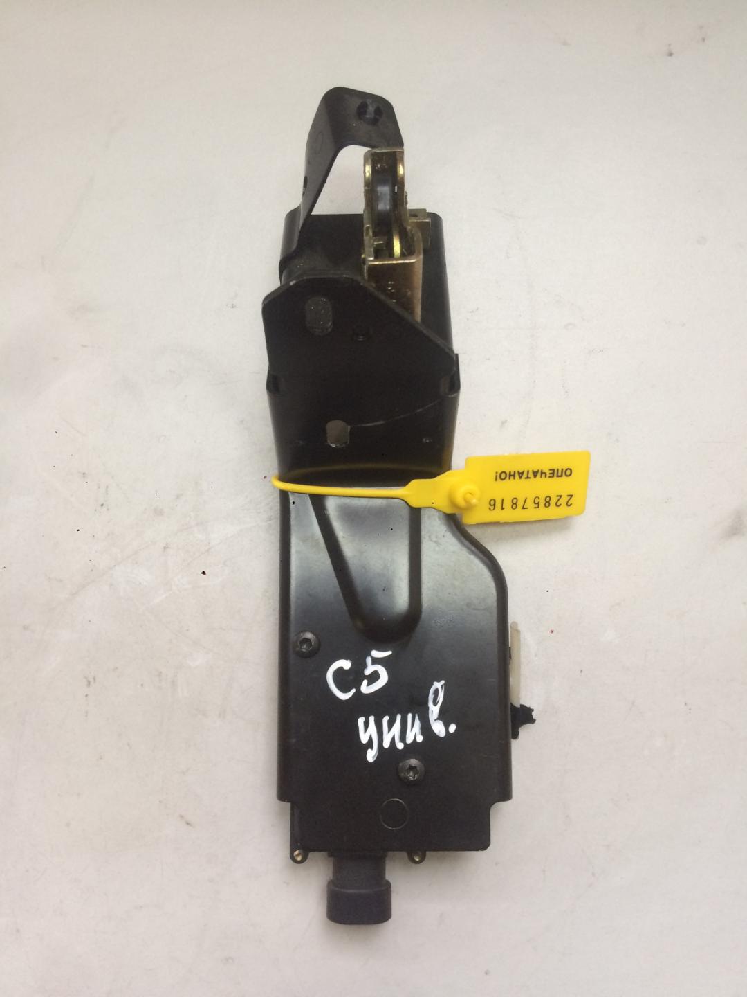 замок багажника Citroen C5 1 поколение 2002, 2.0 л., дизель, универсал, P208801YR - фото №1