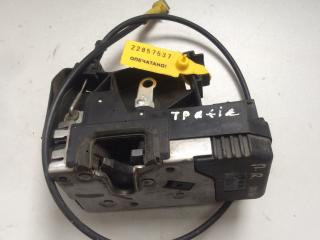 замок двери передней правой Renault Trafic 2 поколение 2001, 1.9 л., дизель, микроавтобус, 8200008248