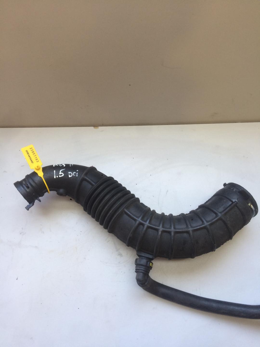 патрубок турбины Renault Megane 2 поколение 2006, 1.5 л., дизель, хетчбэк 5 дв., 8200500384A - фото №1