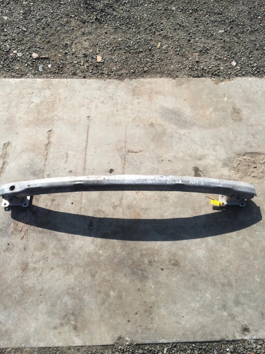 усилитель бампера переднего Renault Megane 2 поколение 2004, 1.5 л., дизель, хетчбэк 5 дв. - фото №1