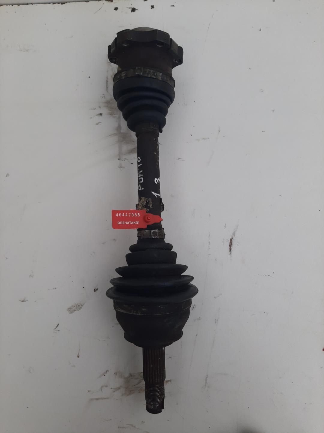 полуось передняя правая (приводной вал, ШРУС) Fiat Punto 2 поколение 2003, 1.3 л., дизель, хетчбэк 5 дв. - фото №1