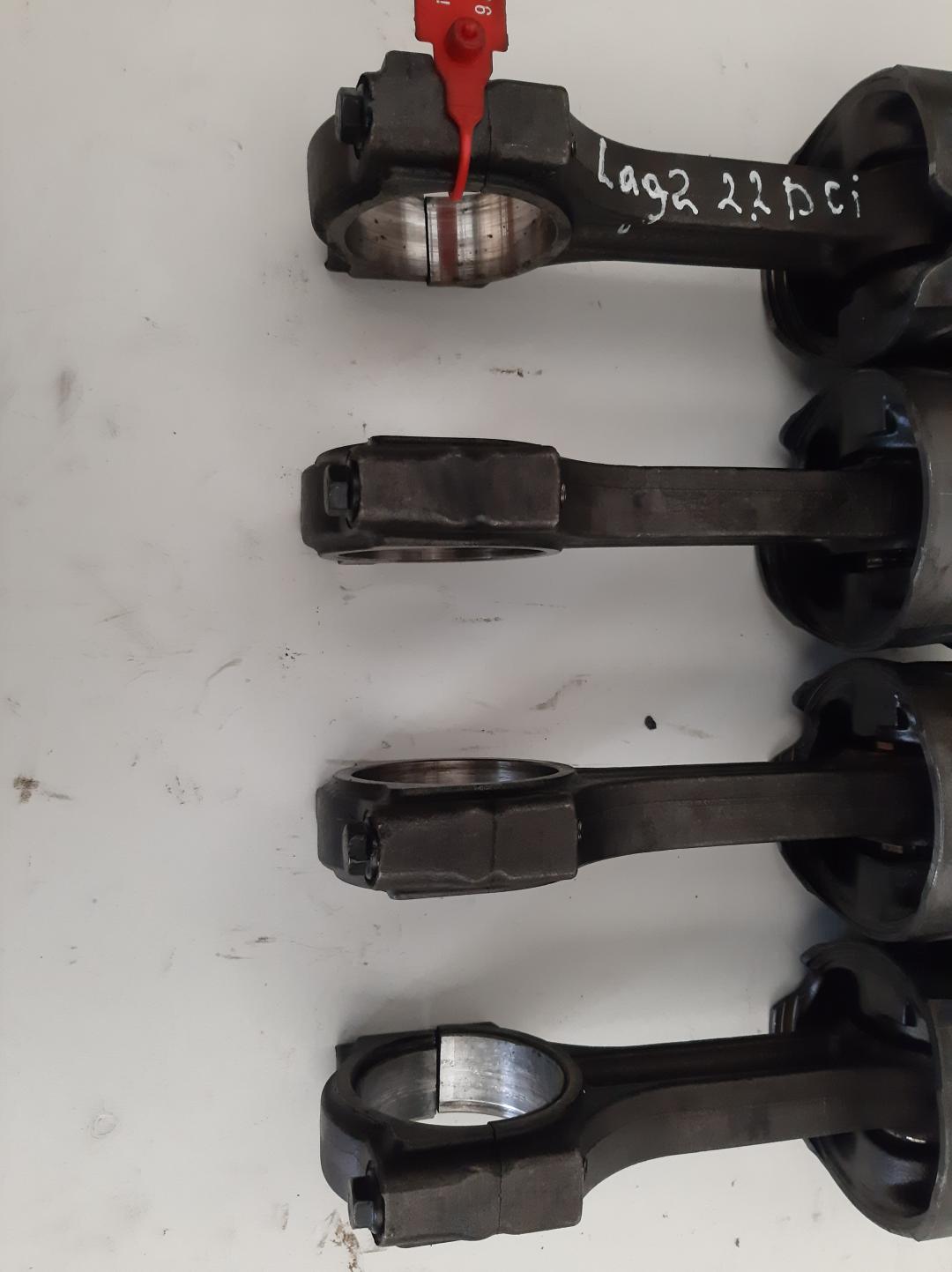 шатун Renault Laguna 2 поколение 2001, 2.2 л., дизель, хетчбэк 5 дв. - фото №1