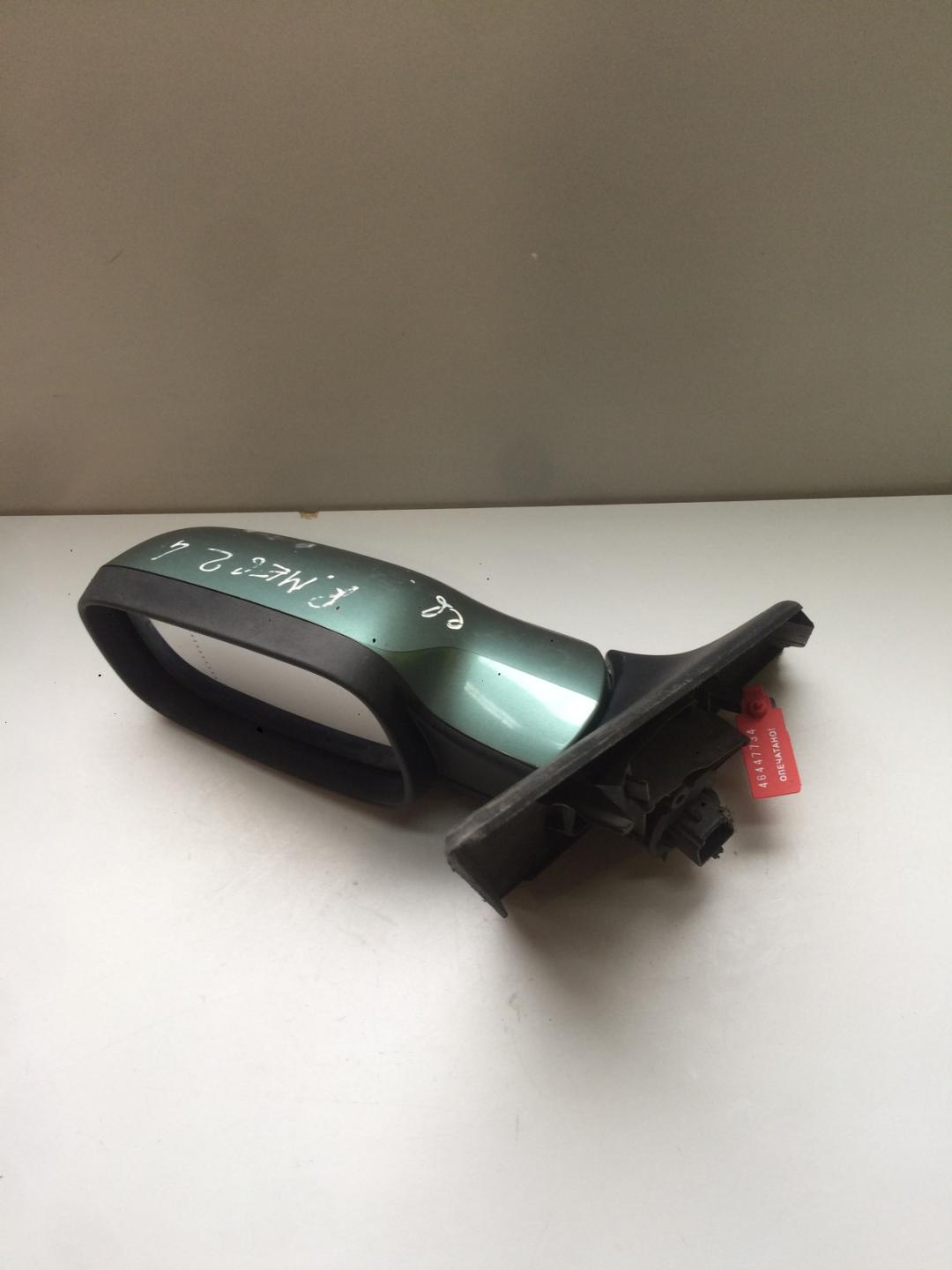 зеркало наружное левое Renault Megane 2 поколение 2003, 1.4 л., бензин, хетчбэк 5 дв. - фото №1