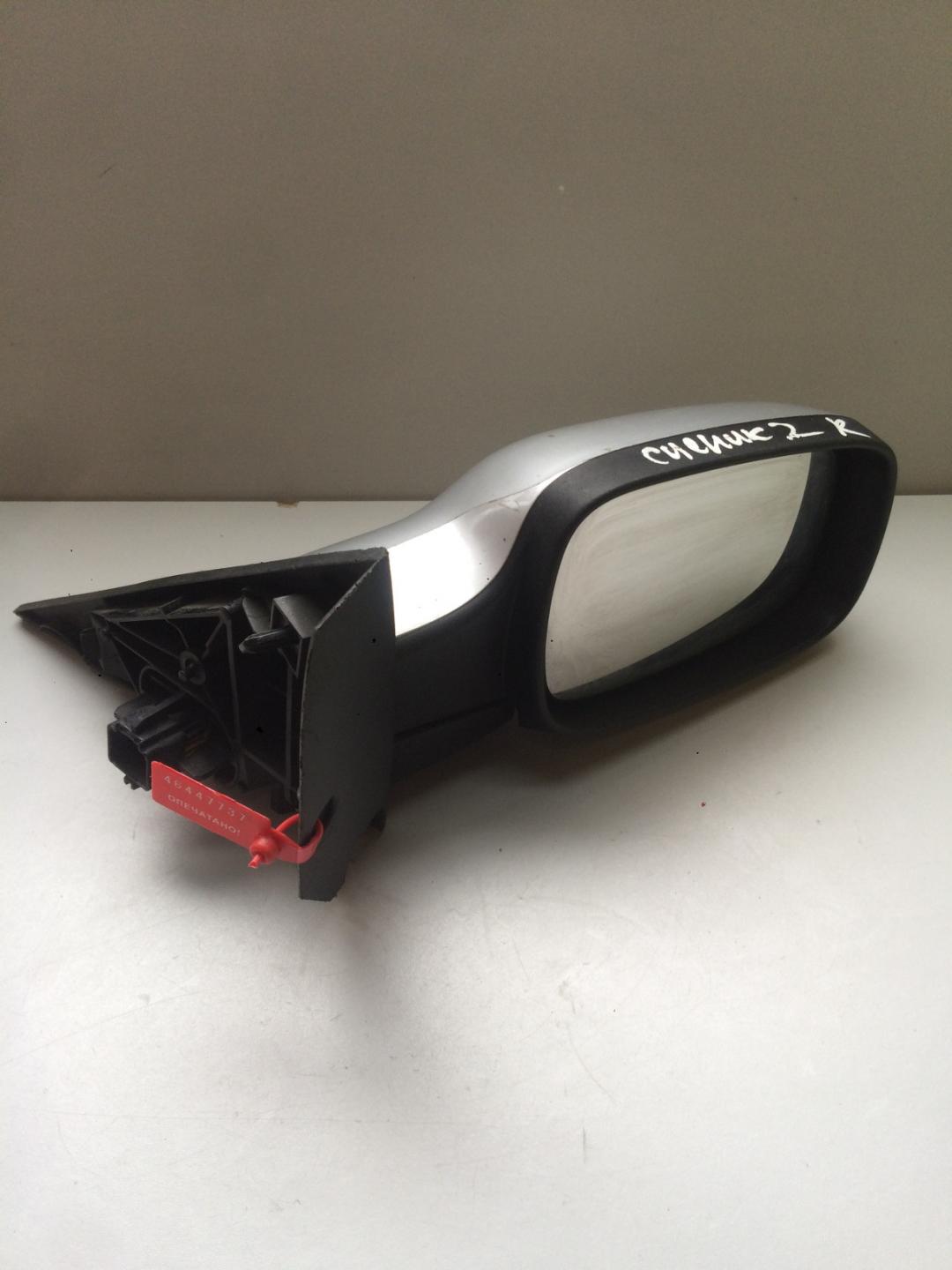 зеркало наружное правое Renault Scenic 2 поколение 2004, 1.4 л., бензин, минивэн - фото №1