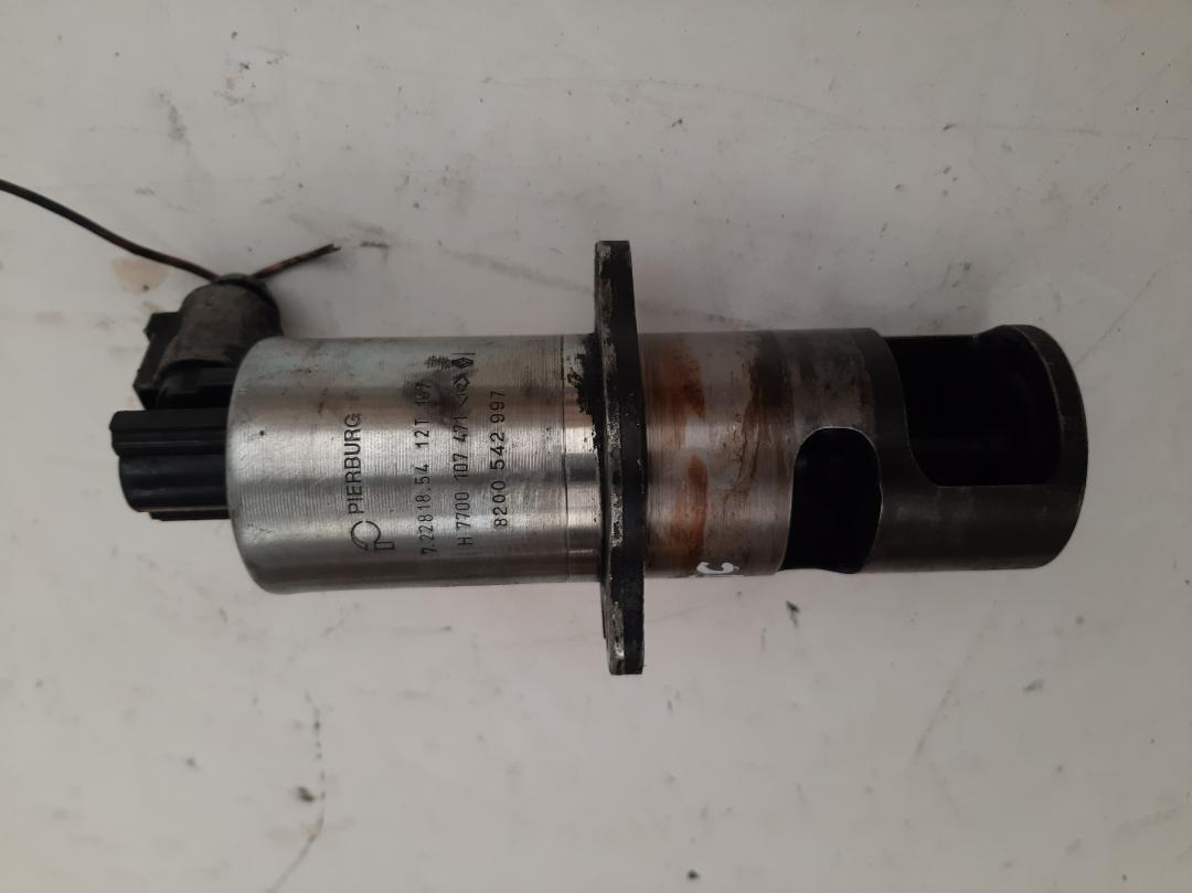 клапан EGR Renault Trafic 2 поколение 2001, 1.9 л., дизель, микроавтобус, 8200542997 - фото №1