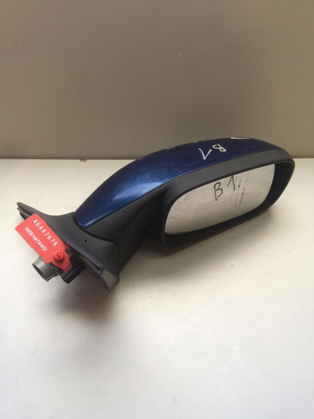 зеркало наружное правое Renault Laguna 2 поколение 2003, 1.6 л., бензин, хетчбэк 5 дв. - фото №1