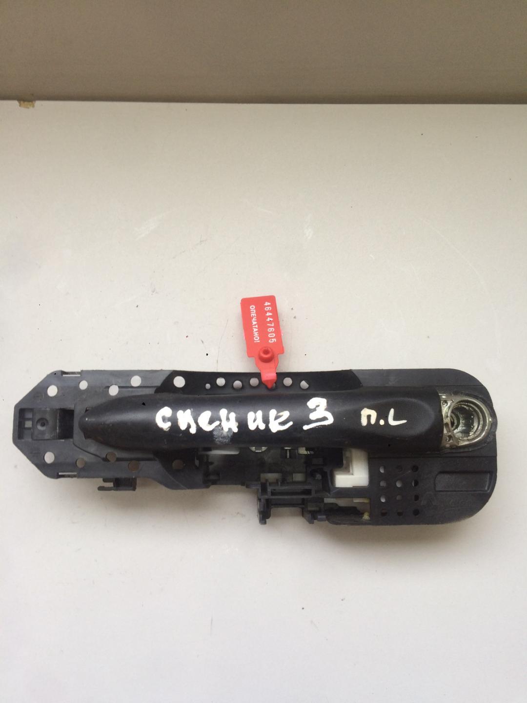 ручка наружная задняя левая Renault Megane 3 поколение 2009, 1.5 л., дизель, универсал, 806070032R - фото №1