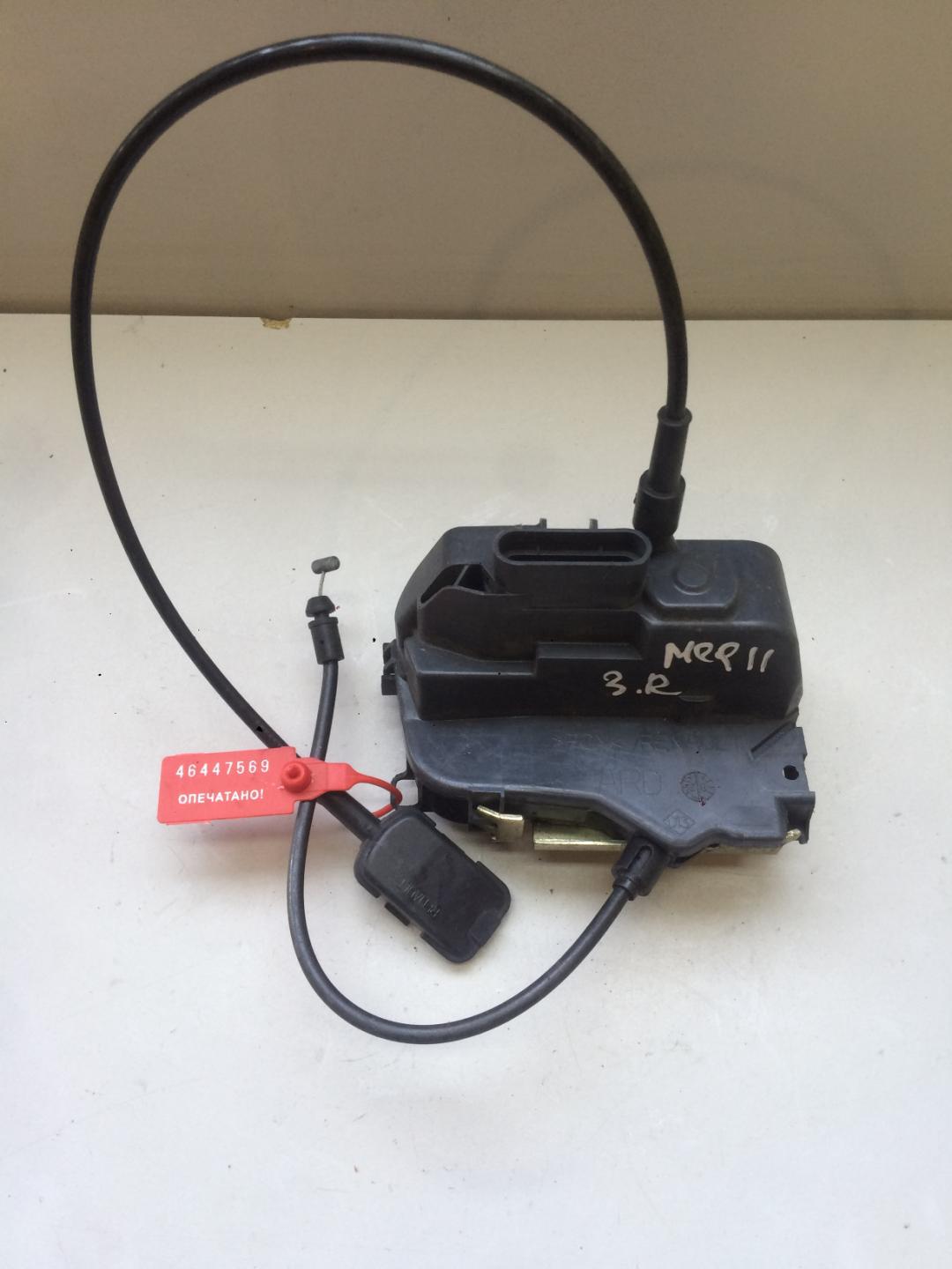 замок двери задней правой Renault Megane 2 поколение 2004, 1.5 л., дизель, хетчбэк 5 дв. - фото №1