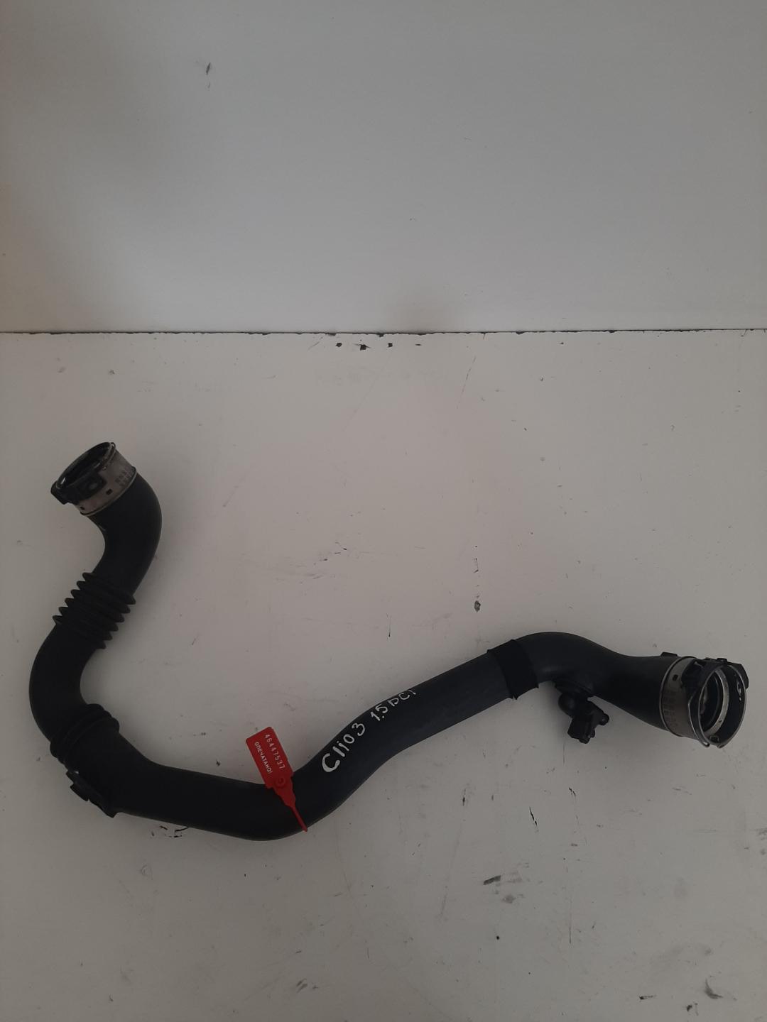 патрубок интеркулера Renault Clio 3 поколение 2007, 1.5 л., дизель, хетчбэк 5 дв., 8200748681 - фото №1