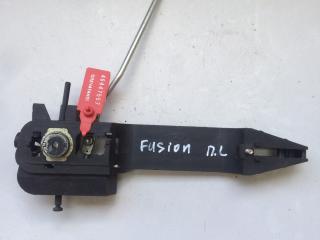 ручка наружная Ford Fusion 1 поколение 2005, 1.4 л., дизель, универсал