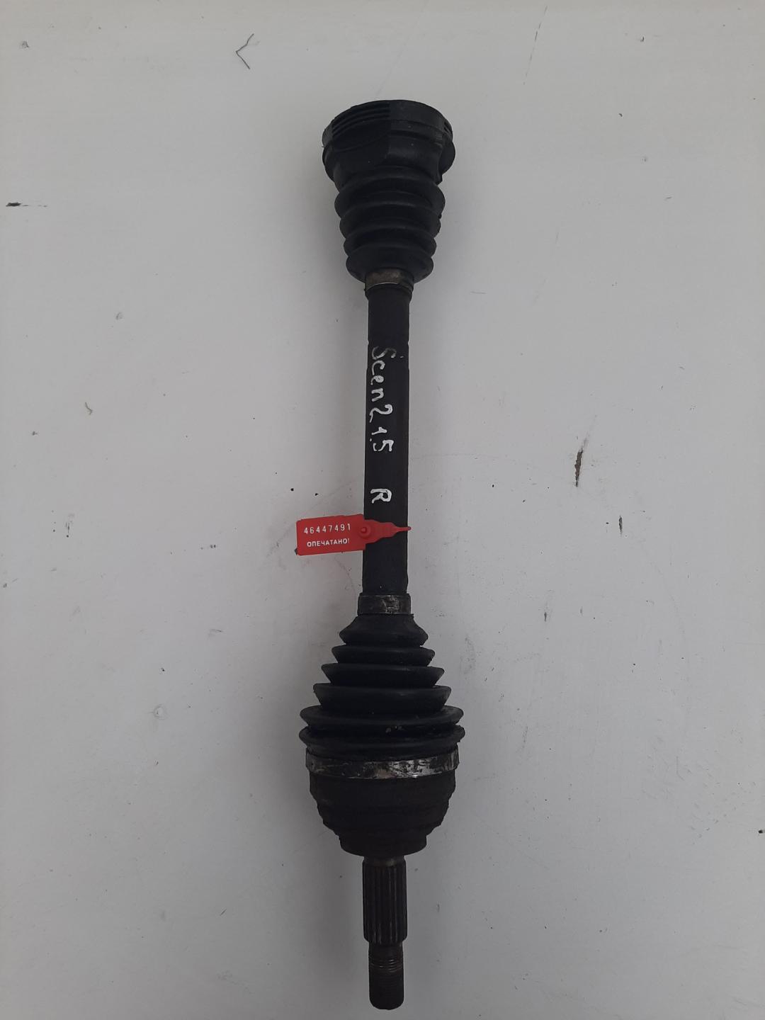 полуось передняя правая (приводной вал, ШРУС) Renault Scenic 2 поколение 2003, 1.5 л., дизель, минивэн - фото №1