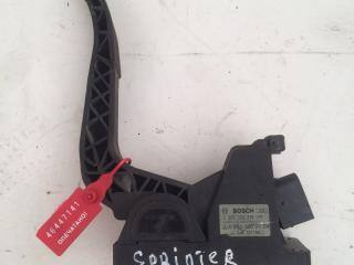 педаль Mercedes-Benz Sprinter 1 поколение (W901-905) [рестайлинг] 2001, 2.1 л., дизель, микроавтобус, 0281002335