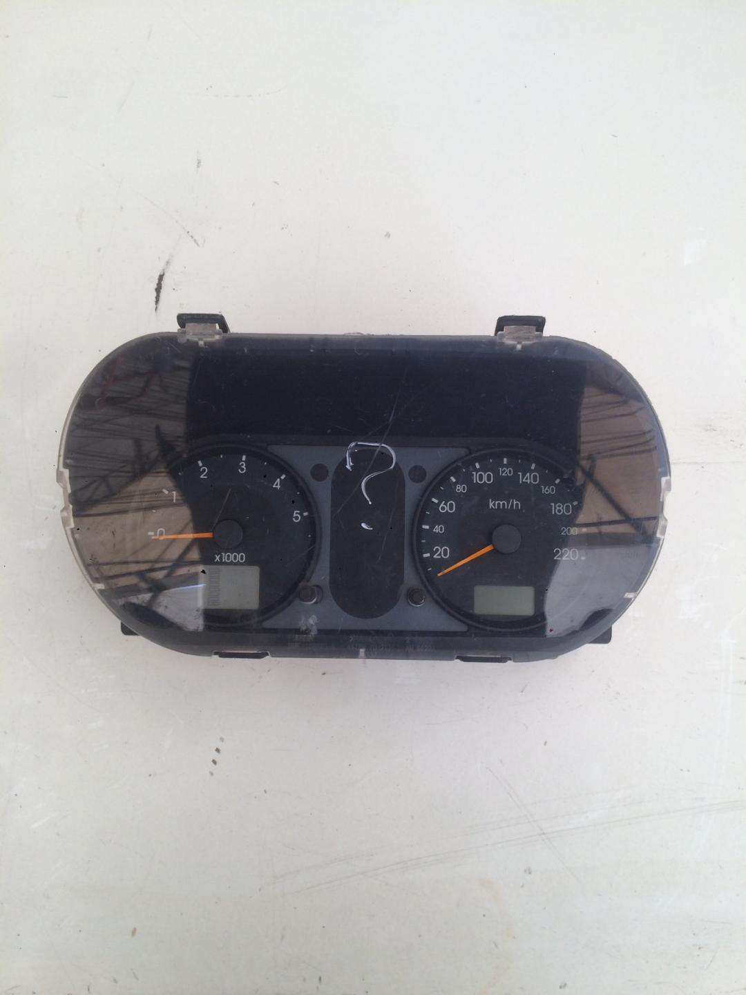 щиток приборов (приборная панель) Ford Fusion 1 поколение 2002, 1.4 л., дизель, универсал, 2S6F-10849 - фото №1