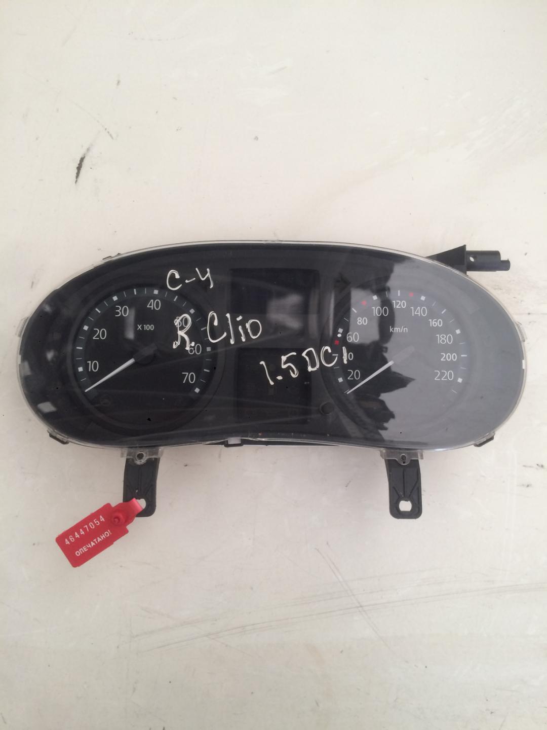 щиток приборов (приборная панель) Renault Clio 3 поколение 2007, 1.5 л., дизель, хетчбэк 5 дв., P8200276525A - фото №1