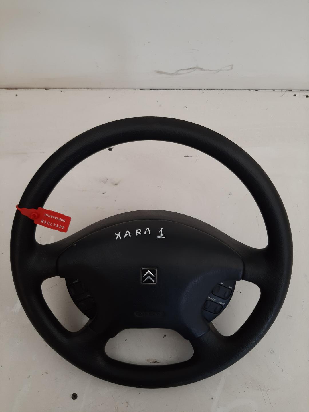 руль Citroen Xsara 1 поколение 1998, 1.8 л., бензин, хетчбэк 5 дв. - фото №1