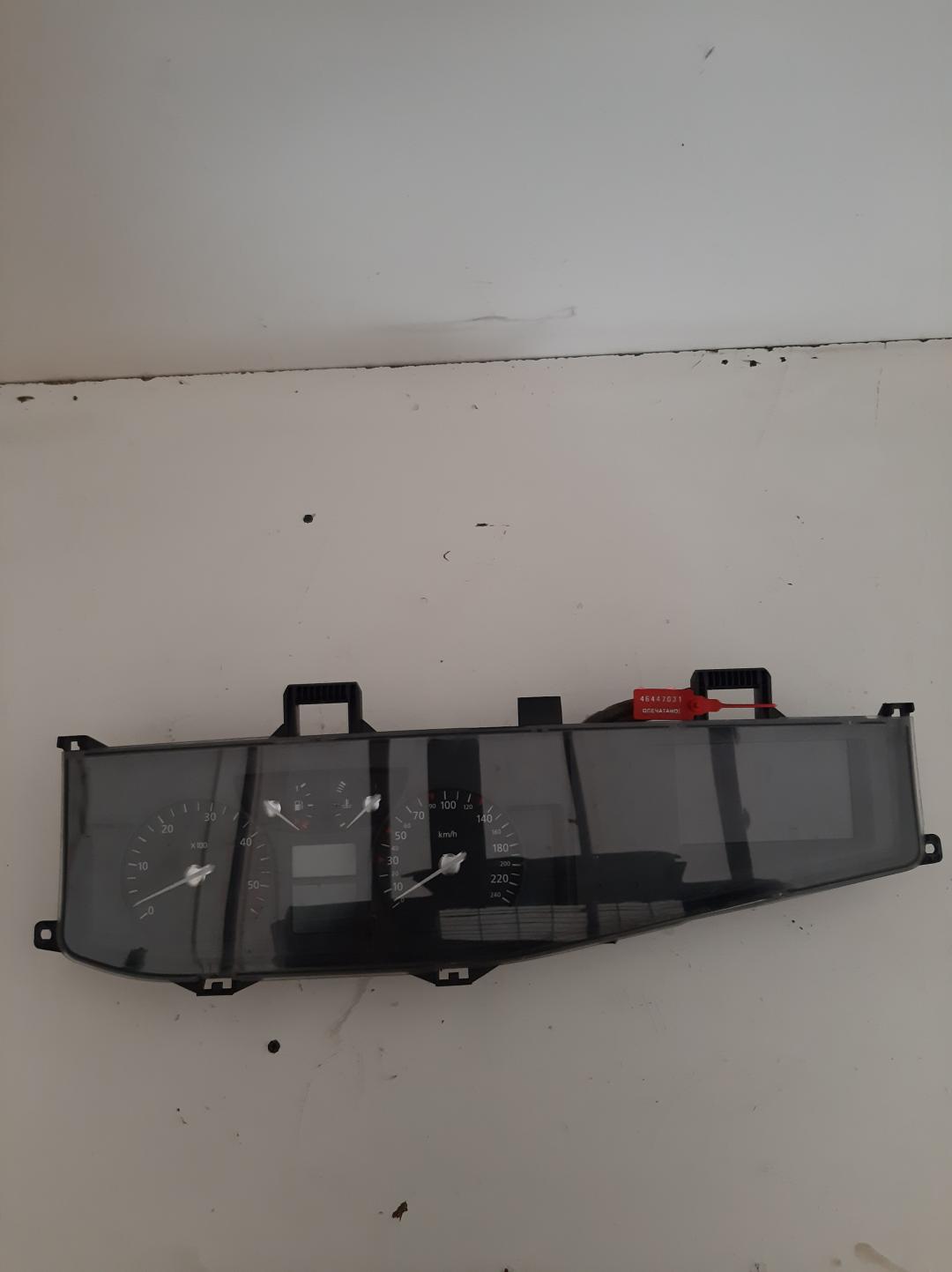 щиток приборов (приборная панель) Renault Vel Satis 1 поколение 2002, 3.0 л., дизель, минивэн, 7701057123 - фото №1