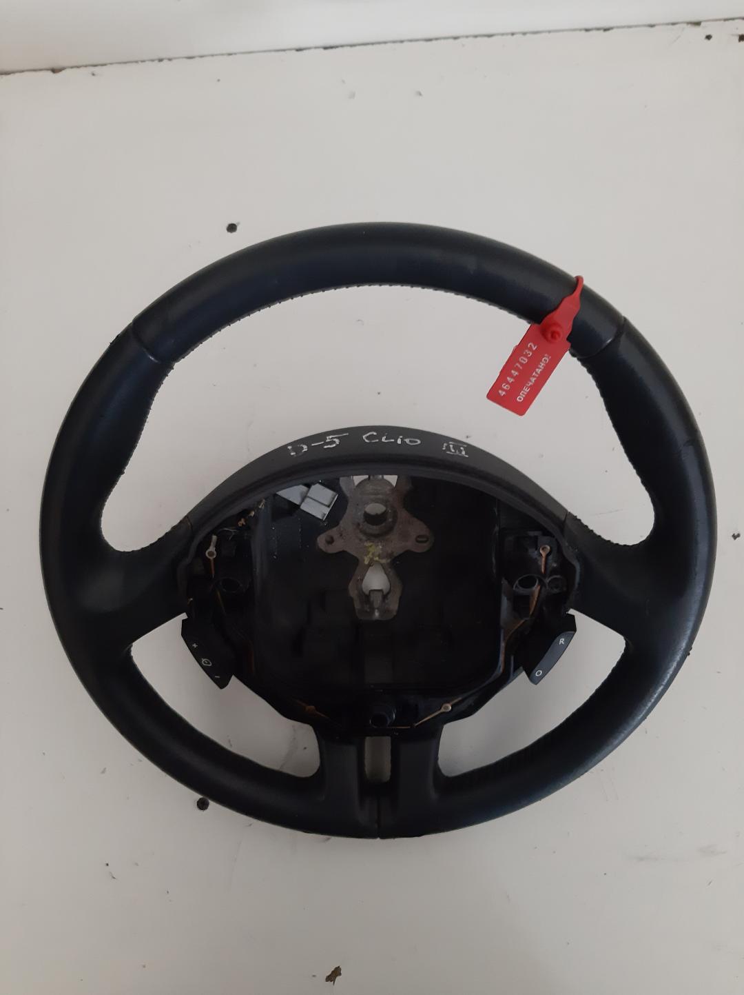 руль Renault Clio 3 поколение 2005, 1.4 л., бензин, хетчбэк 5 дв. - фото №1