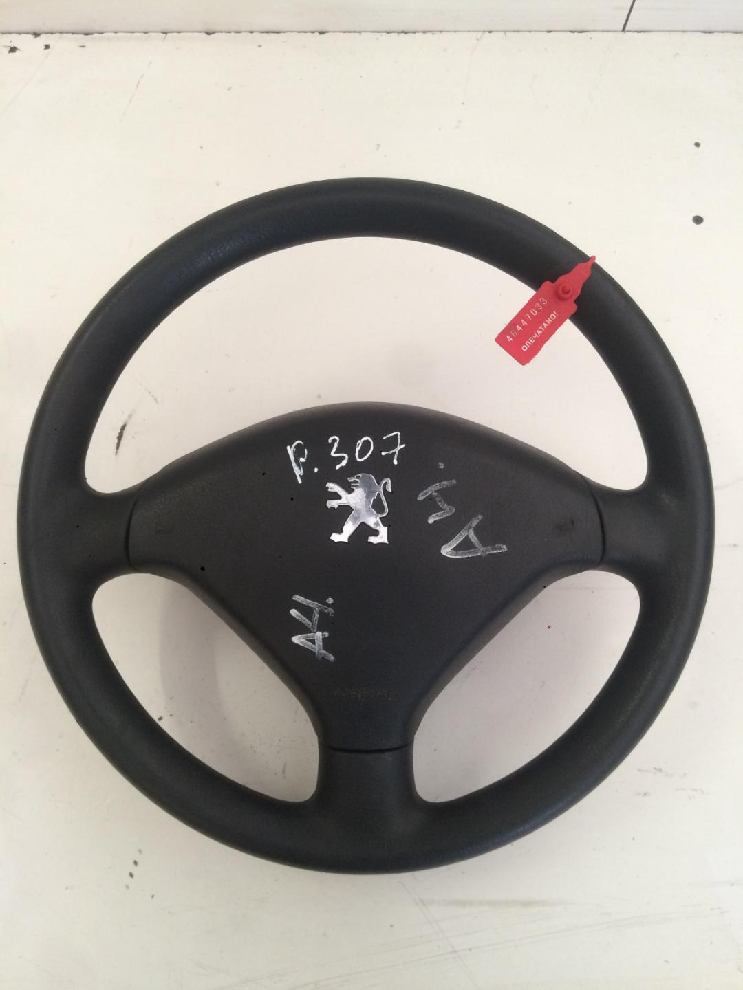 руль Peugeot 307 1 поколение 2001, 2.0 л., дизель, хетчбэк 5 дв. - фото №1