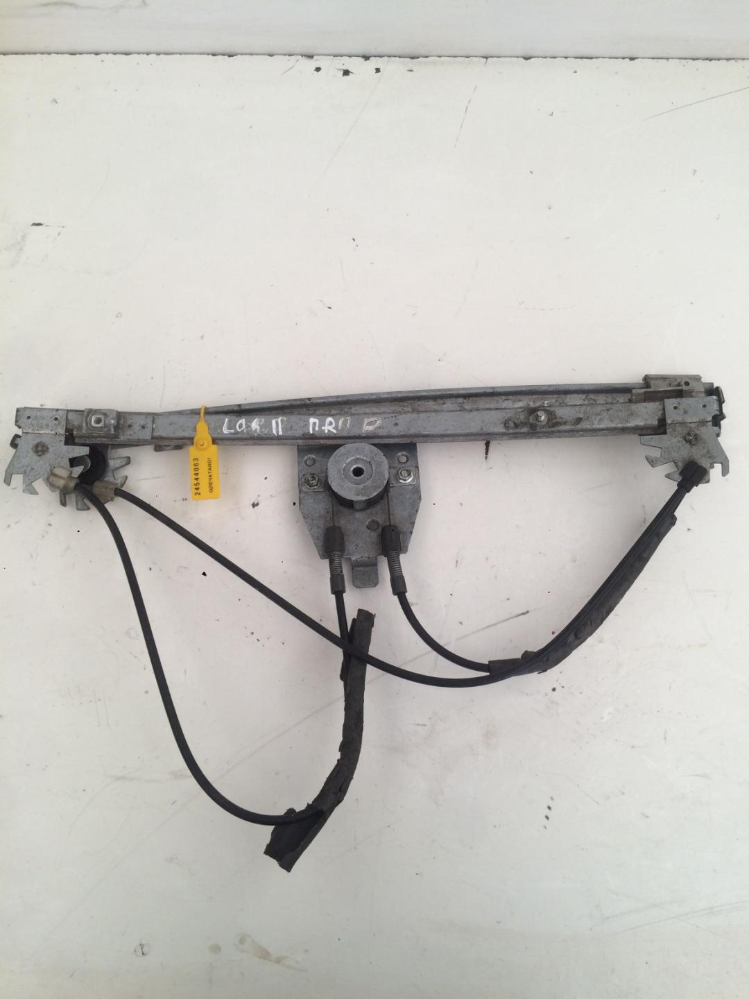 стеклоподъемник передний правый Renault Laguna 2 поколение 2002, 1.6 л., бензин, хетчбэк 5 дв. - фото №1