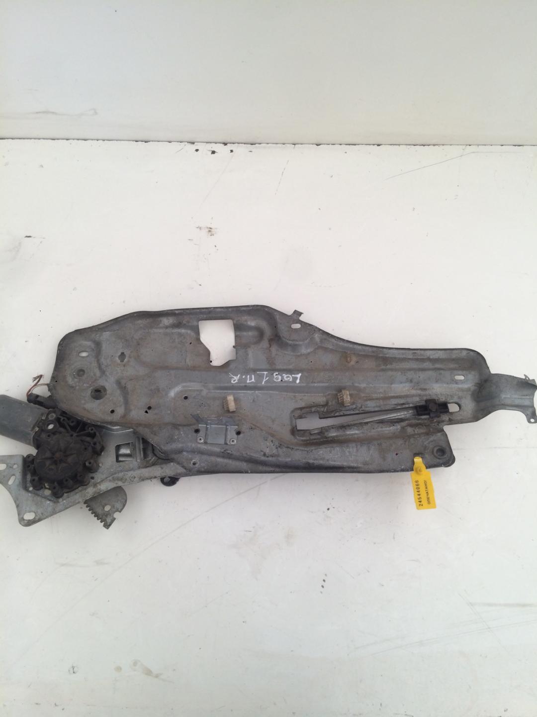 стеклоподъемник передний правый Renault Laguna 1 поколение 1995, 1.8 л., бензин, хетчбэк 5 дв. - фото №1