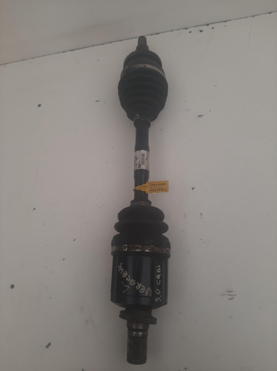 полуось передняя левая (приводной вал, ШРУС) Hyundai ix55 1 поколение 2008, 3.0 л., дизель, внедорожник 5 дв. - фото №1