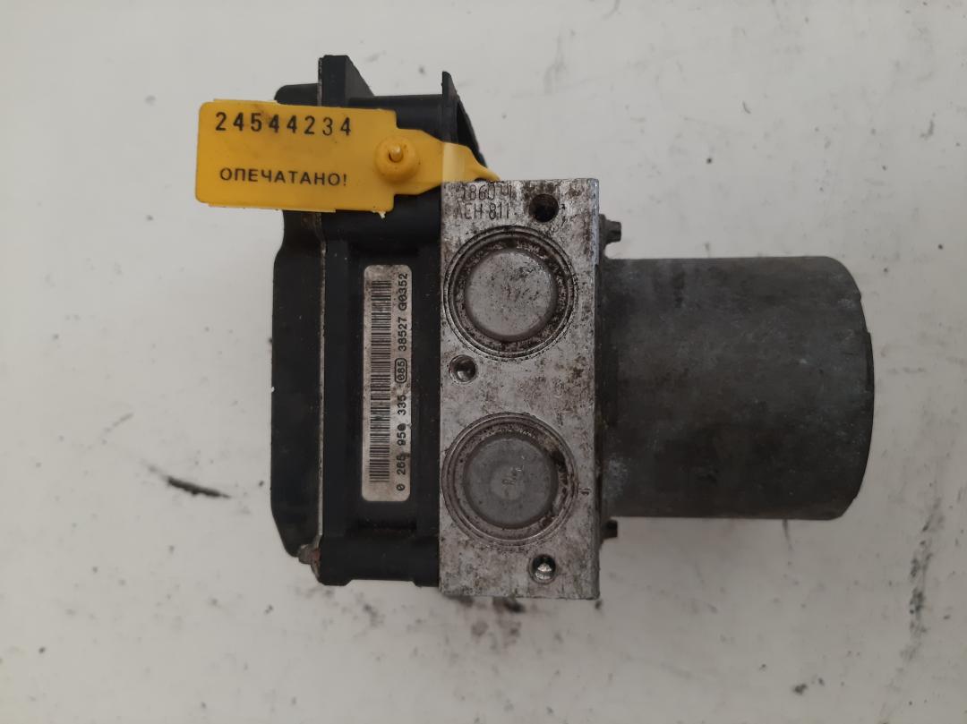 блок ABS Renault Megane 2 поколение 2002, 1.5 л., дизель, хетчбэк 5 дв., 0265950335 - фото №1