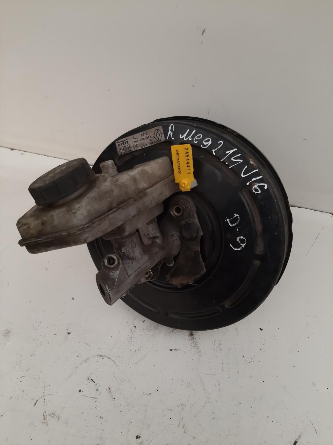 вакуумный усилитель тормозов Renault Megane 2 поколение 2003, 1.4 л., бензин, хетчбэк 5 дв., 7701055023 - фото №1