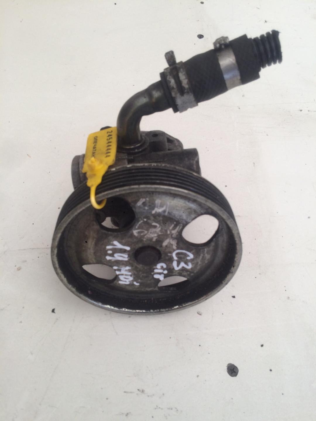 насос гидроусилителя руля Citroen C3 1 поколение 2002, 1.4 л., дизель, хетчбэк 5 дв. - фото №1