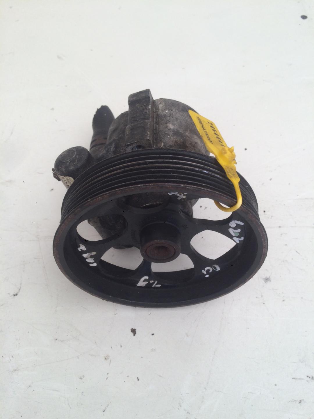 насос гидроусилителя руля Renault Laguna 2 поколение 2001, 1.9 л., дизель, хетчбэк 5 дв. - фото №1