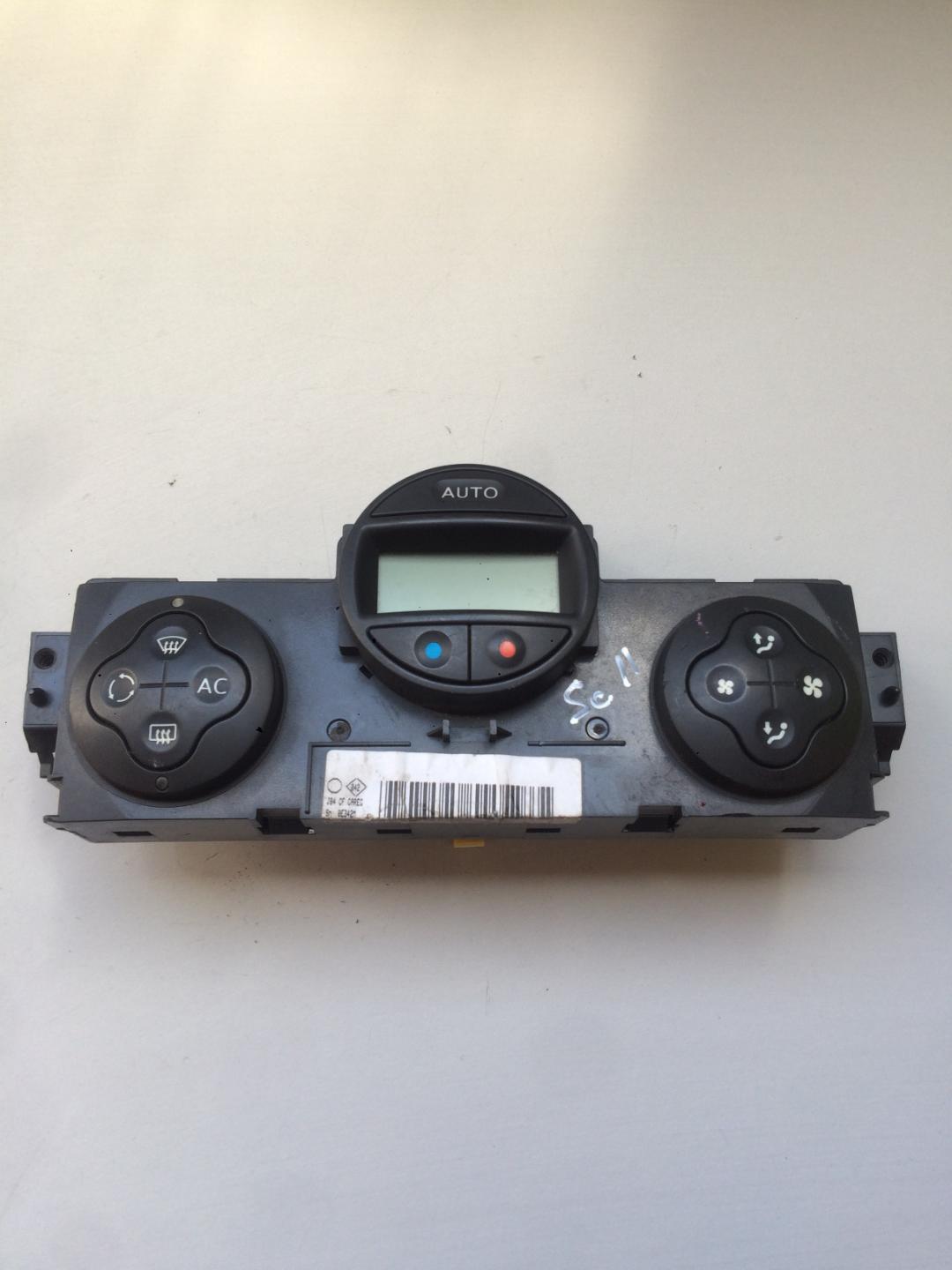 блок управления печки / климат-контроля Renault Scenic 2 поколение 2003, 1.9 л., дизель, минивэн - фото №1