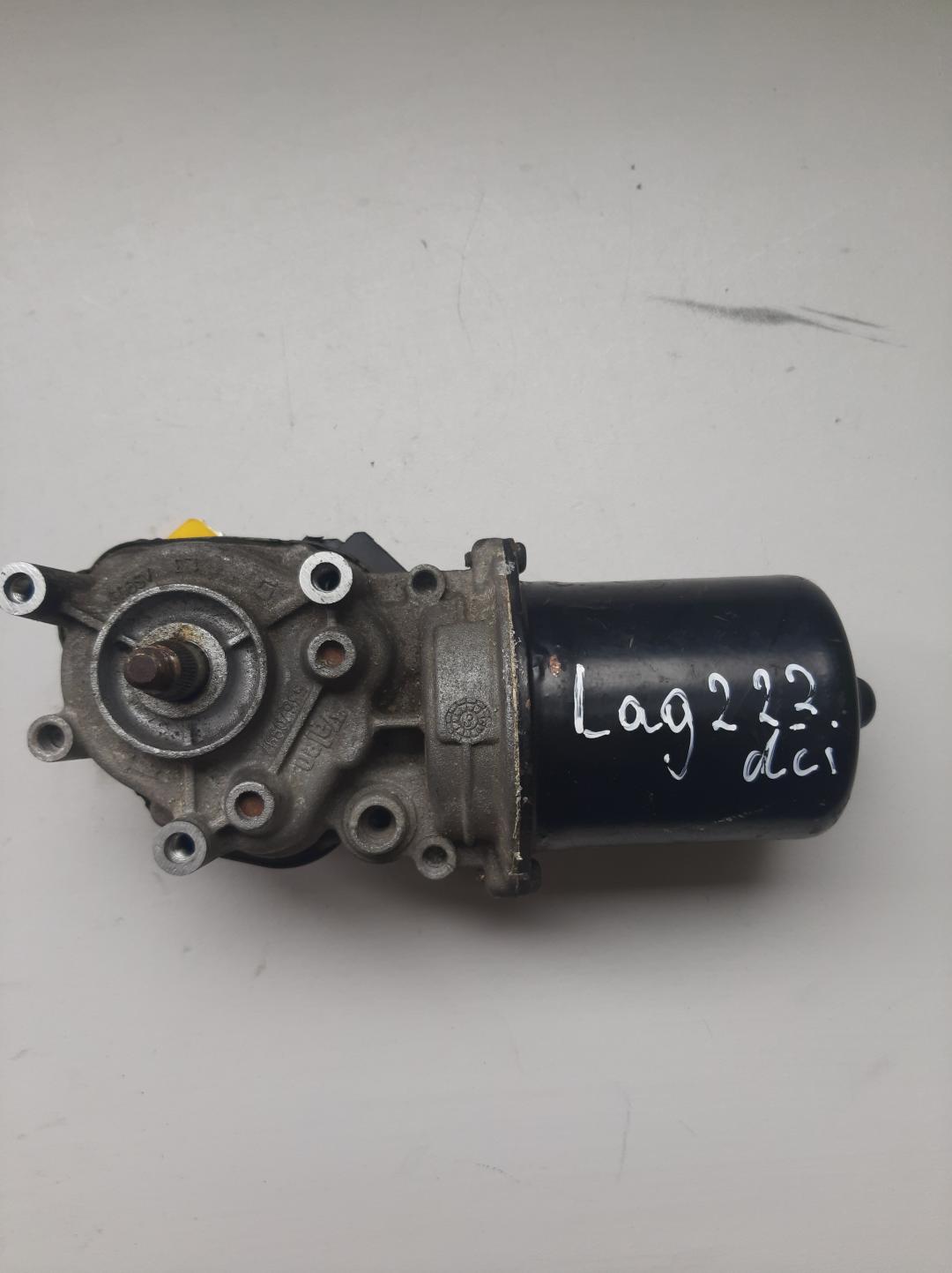 моторчик передних стеклоочистителей (дворников) Renault Laguna 2 поколение 2001, 2.2 л., дизель, хетчбэк 5 дв., 53670997 - фото №1