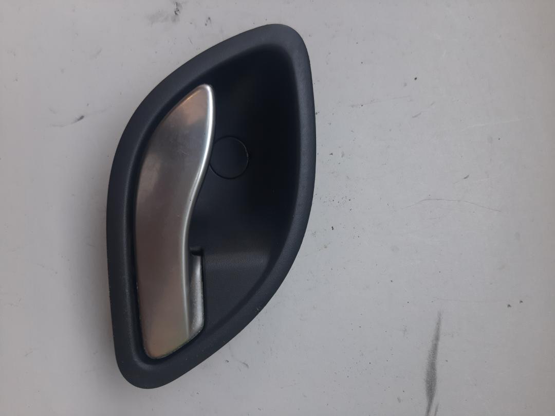 ручка внутренняя задняя правая Renault Laguna 2 поколение 2001, 1.9 л., дизель, хетчбэк 5 дв. - фото №1