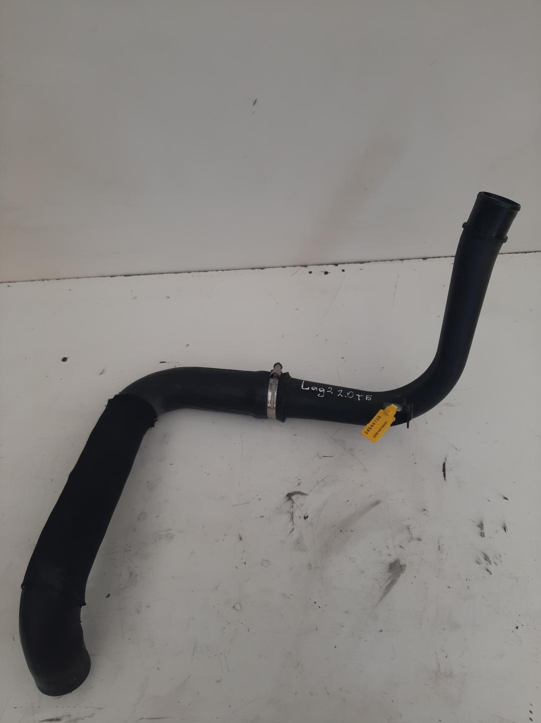 патрубок турбины Renault Laguna 2 поколение 2003, 2.0 л., бензин, хетчбэк 5 дв., 8200489204 - фото №1