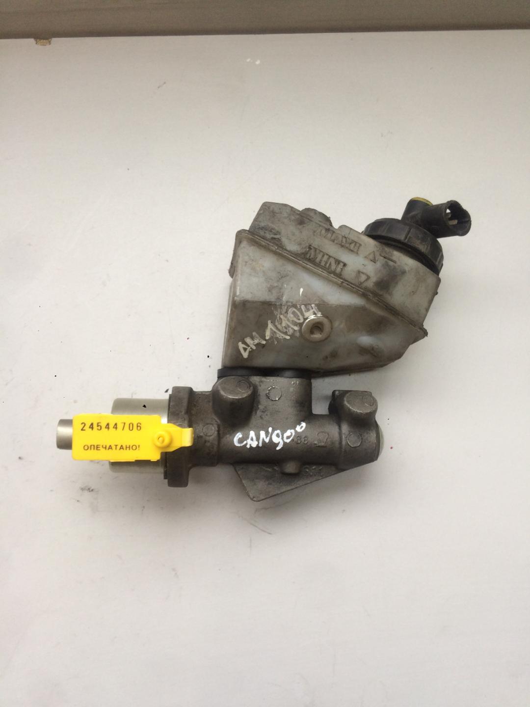цилиндр тормозной главный Renault Kangoo 1 поколение 2002, 1.5 л., дизель, минивэн - фото №1